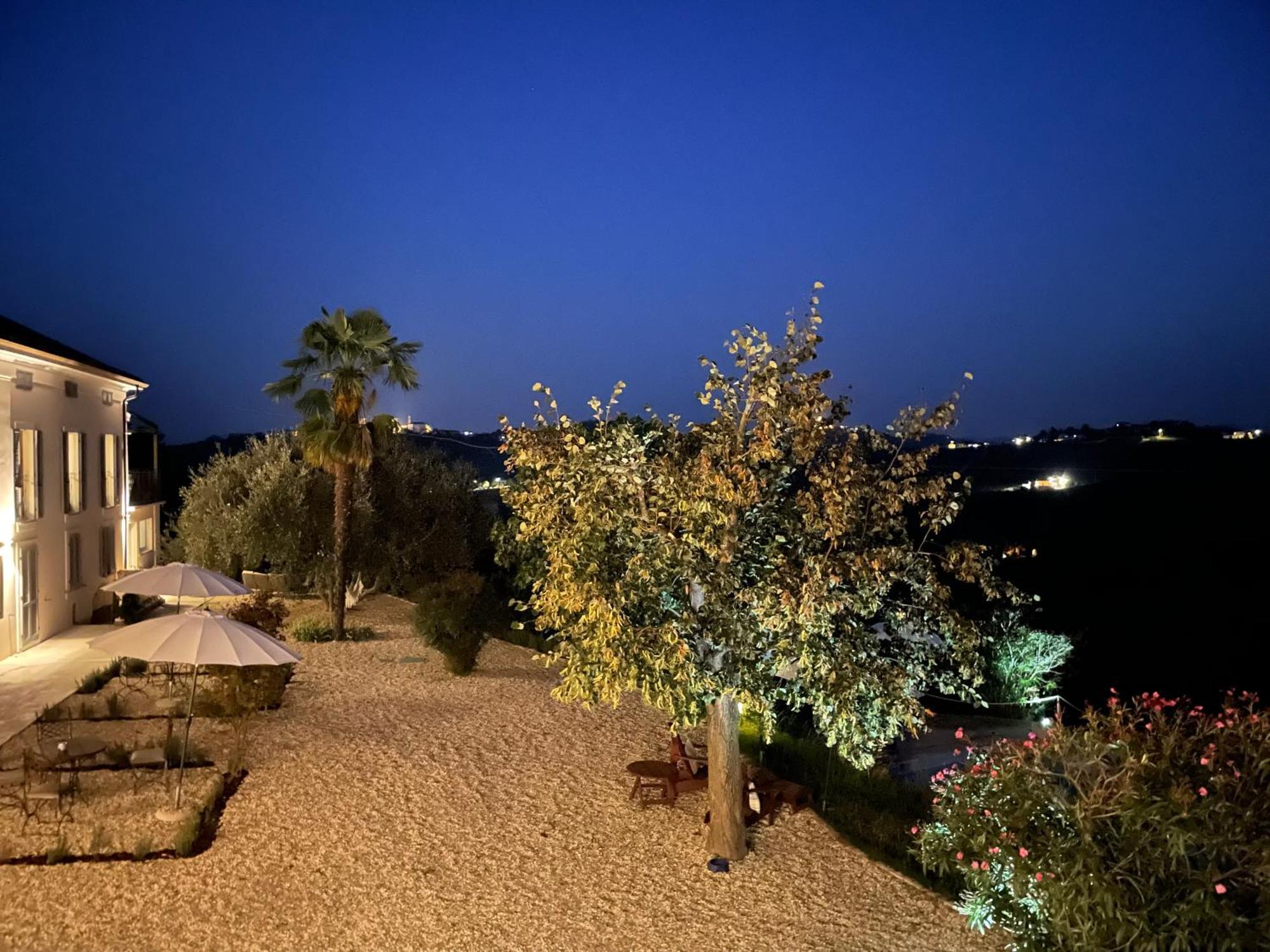Tenuta Dei Vicini - Luxury Apartments San Marzano Oliveto Kültér fotó