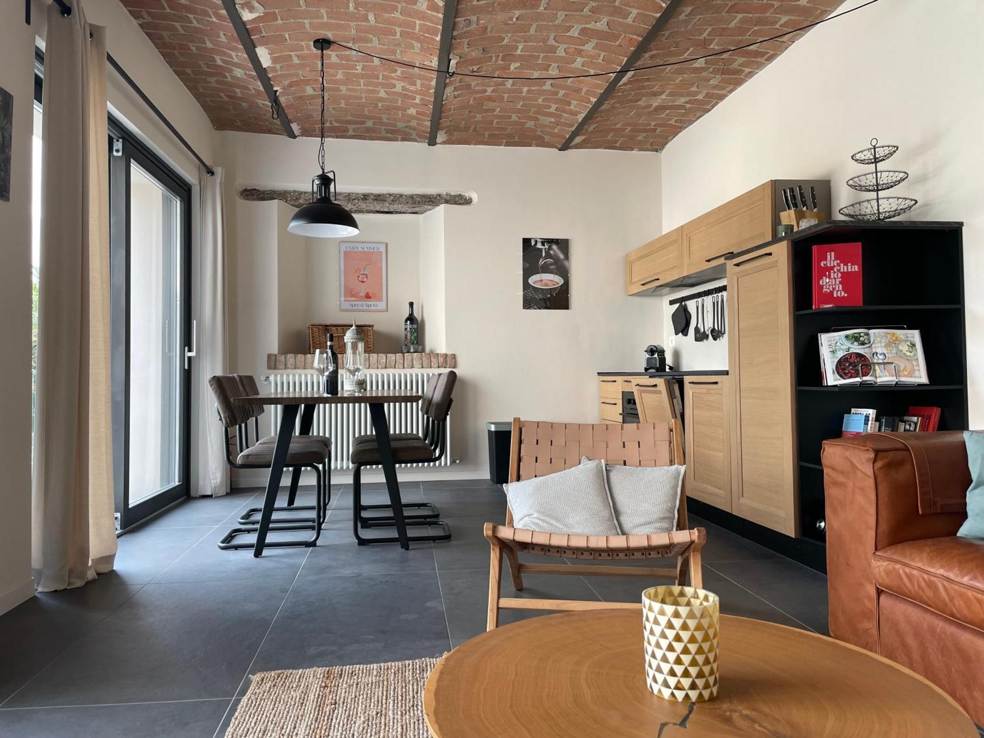 Tenuta Dei Vicini - Luxury Apartments San Marzano Oliveto Kültér fotó